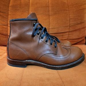 2013 Red Wing 9051 Wing Tip Boots Sz: 9 Made In USA Lightly Used Heritage Line